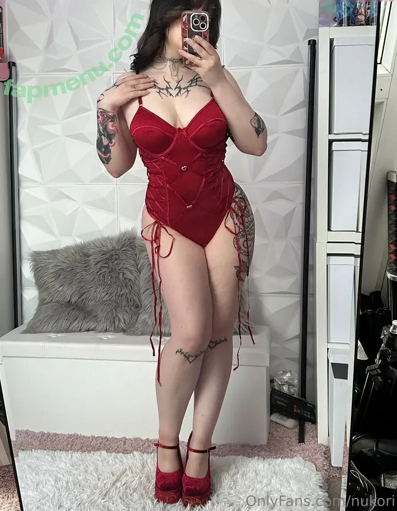 Snomster/Nukori nude photo #0003 (nukori / snomster_)
