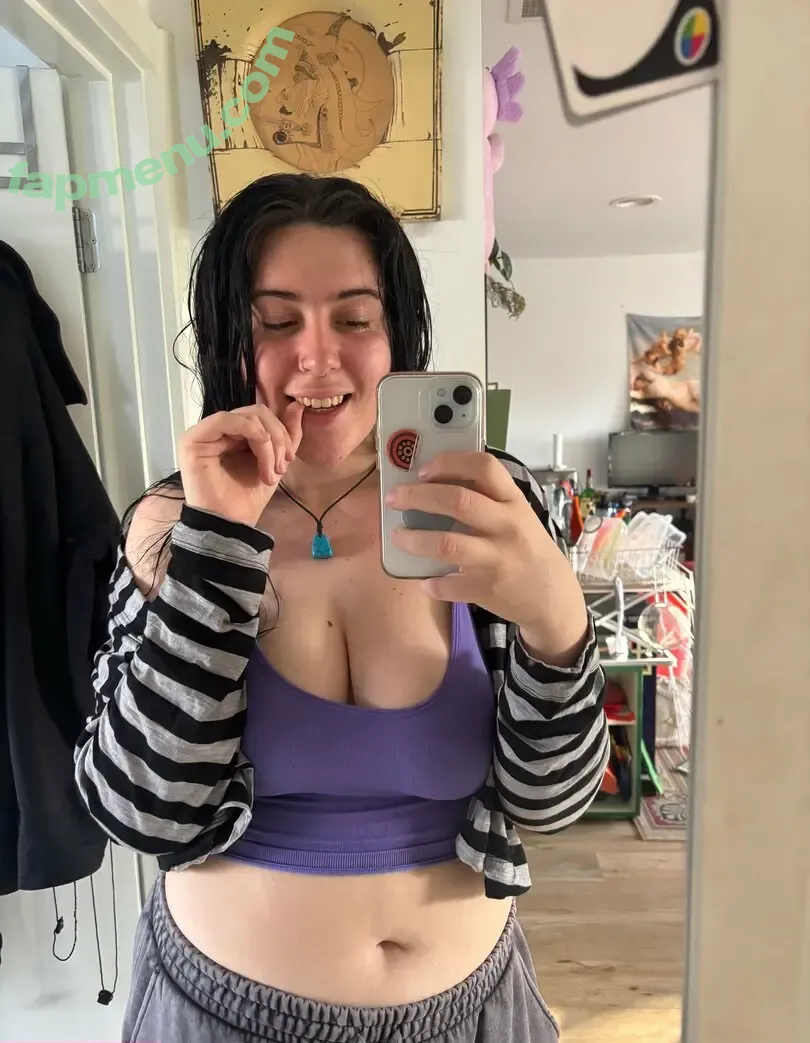 snoopeppers8215 nude photo #0056 (snoopeppers8215)