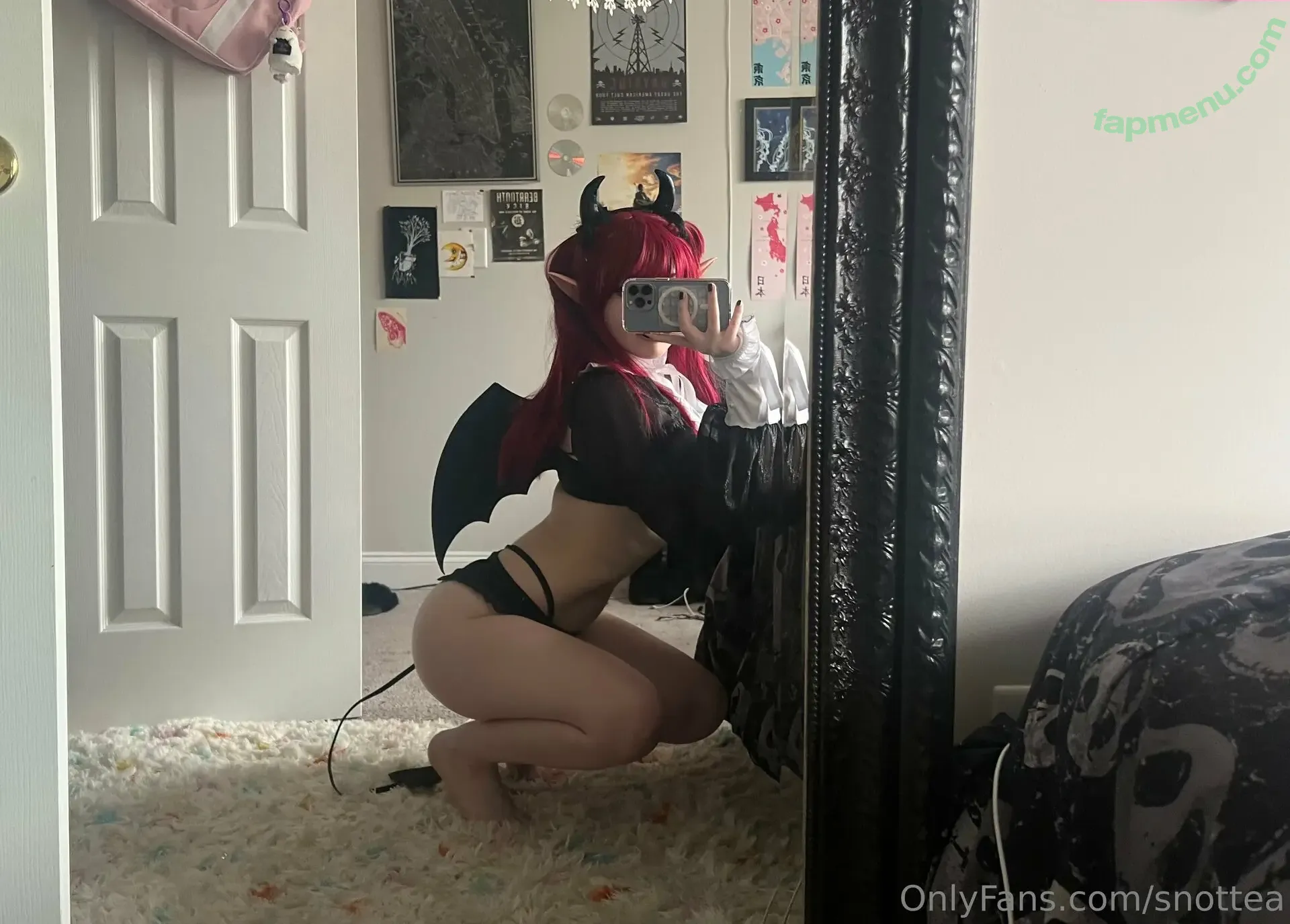 Snottea nude photo #0222 (Snottea)