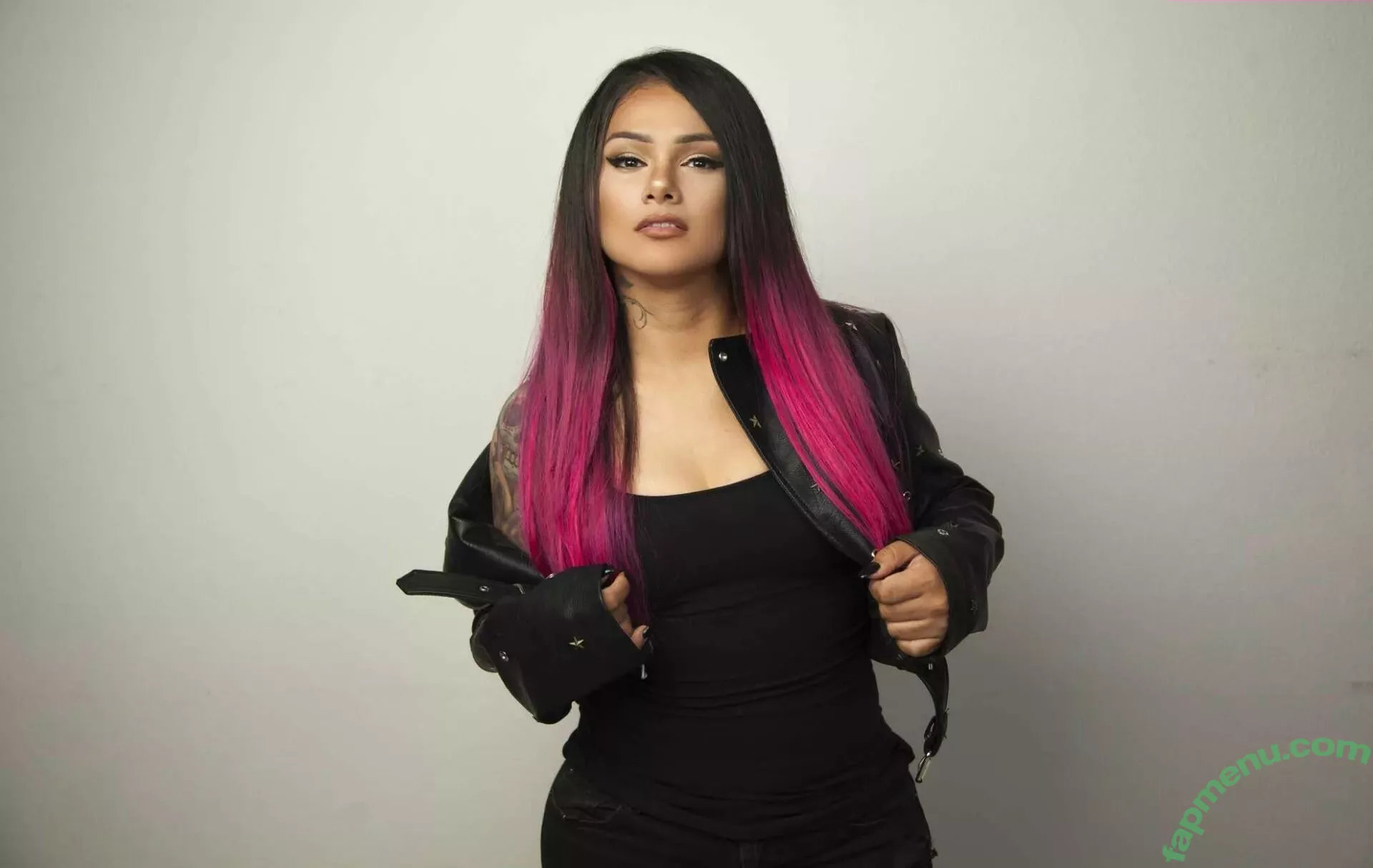 Snow Tha Product nude photo #0006 (misosenpai / snowthaproduct)