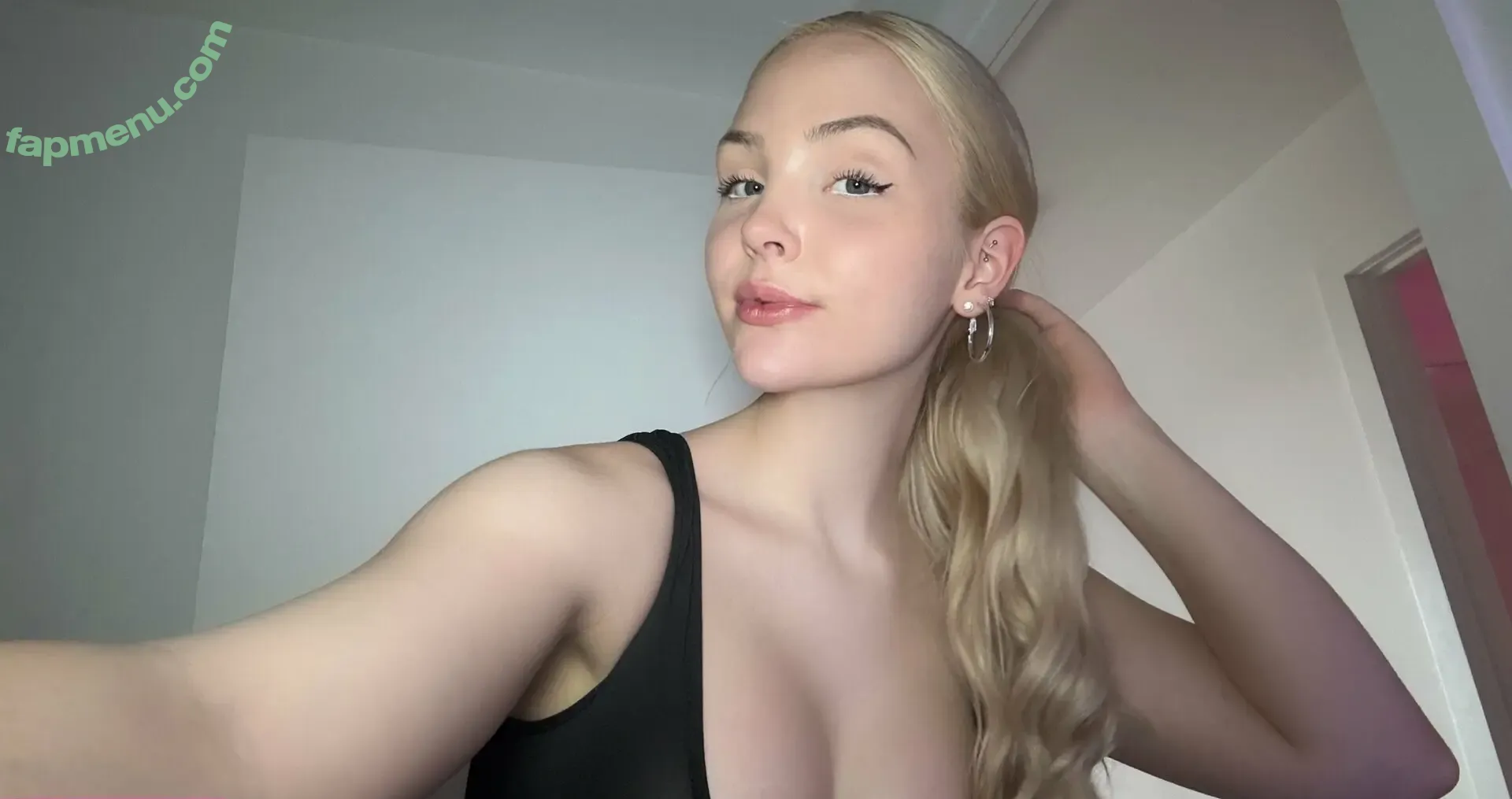 snowbunnibooxx nude photo #0017 (snowbunniboox)