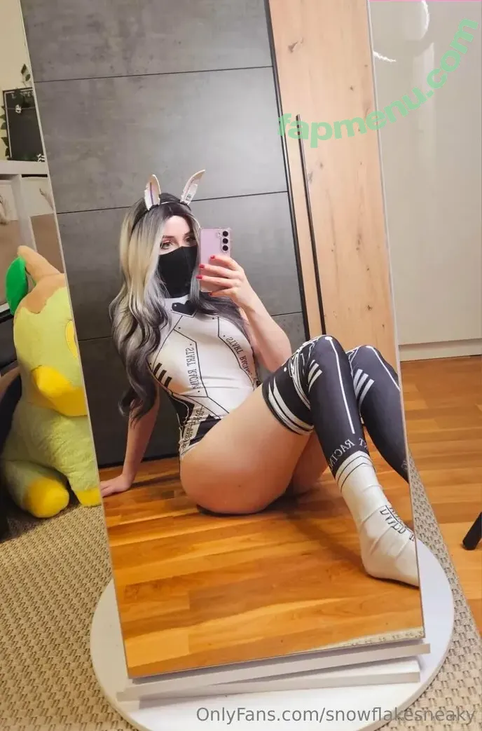 snowflakesneaky nude photo #0022 (snowflakesneaky)