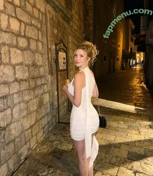 Snowmaiid / Kardelen Öztaş / Snowfuckerr nude photo #0089