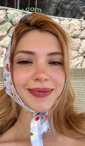 Snowmaiid / Kardelen Öztaş / Snowfuckerr nude photo #0131