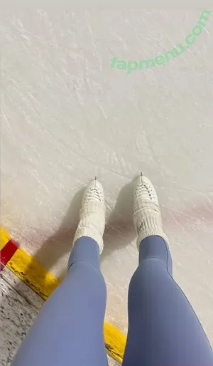 Snowmaiid / Kardelen Öztaş / Snowfuckerr nude photo #0164