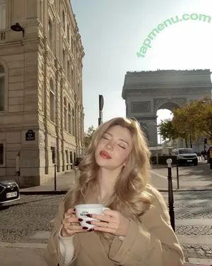 Snowmaiid / Kardelen Öztaş / Snowfuckerr nude photo #0169