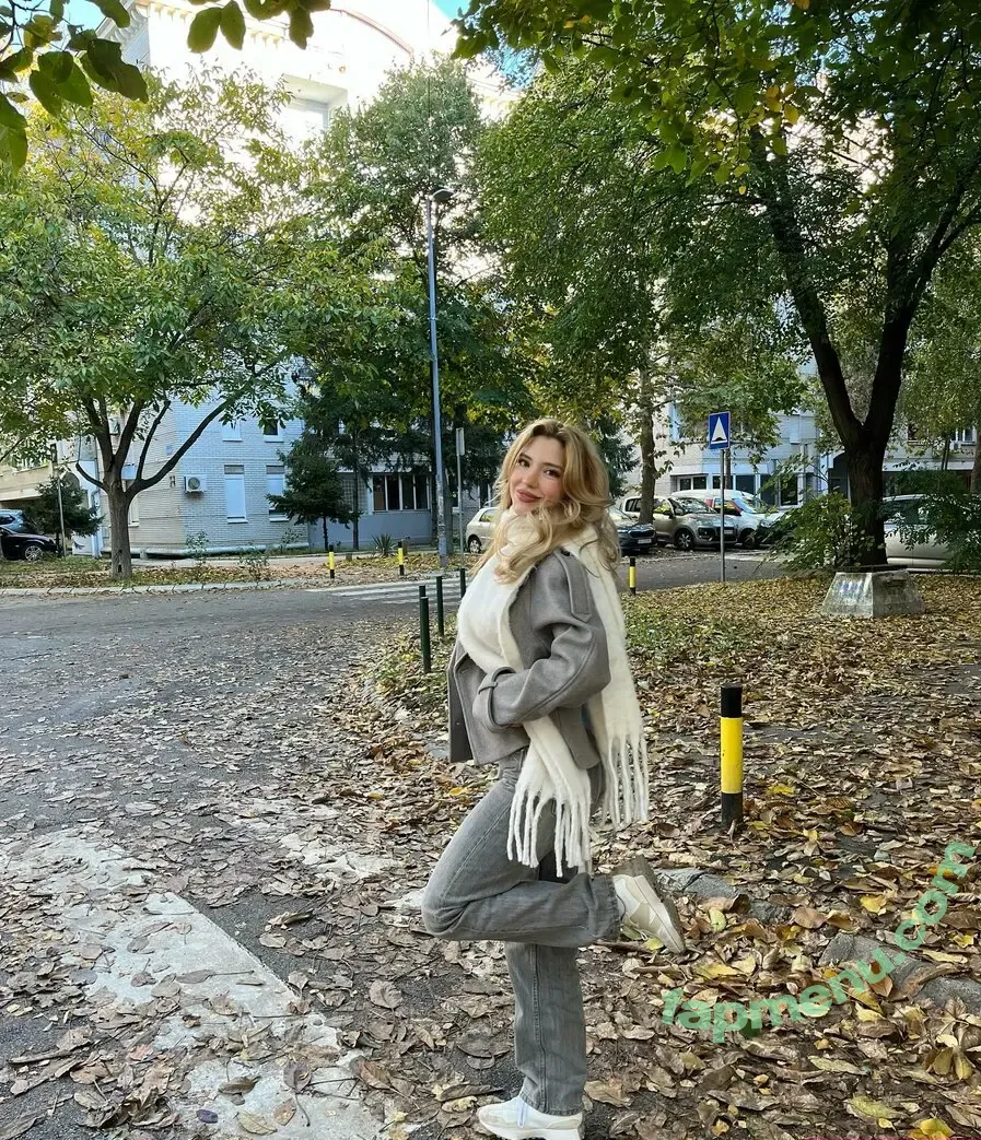 Snowmaiid nude photo #0189 (Kardelen Öztaş / Snowfuckerr)