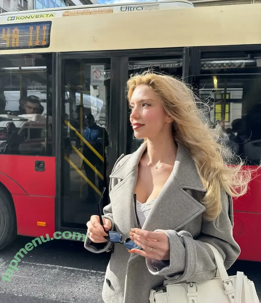 Snowmaiid nude photo #0192 (Kardelen Öztaş / Snowfuckerr)