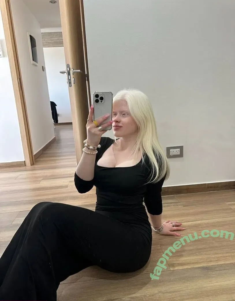 snowwhitebella nude photo #0098 (snowhitebella)