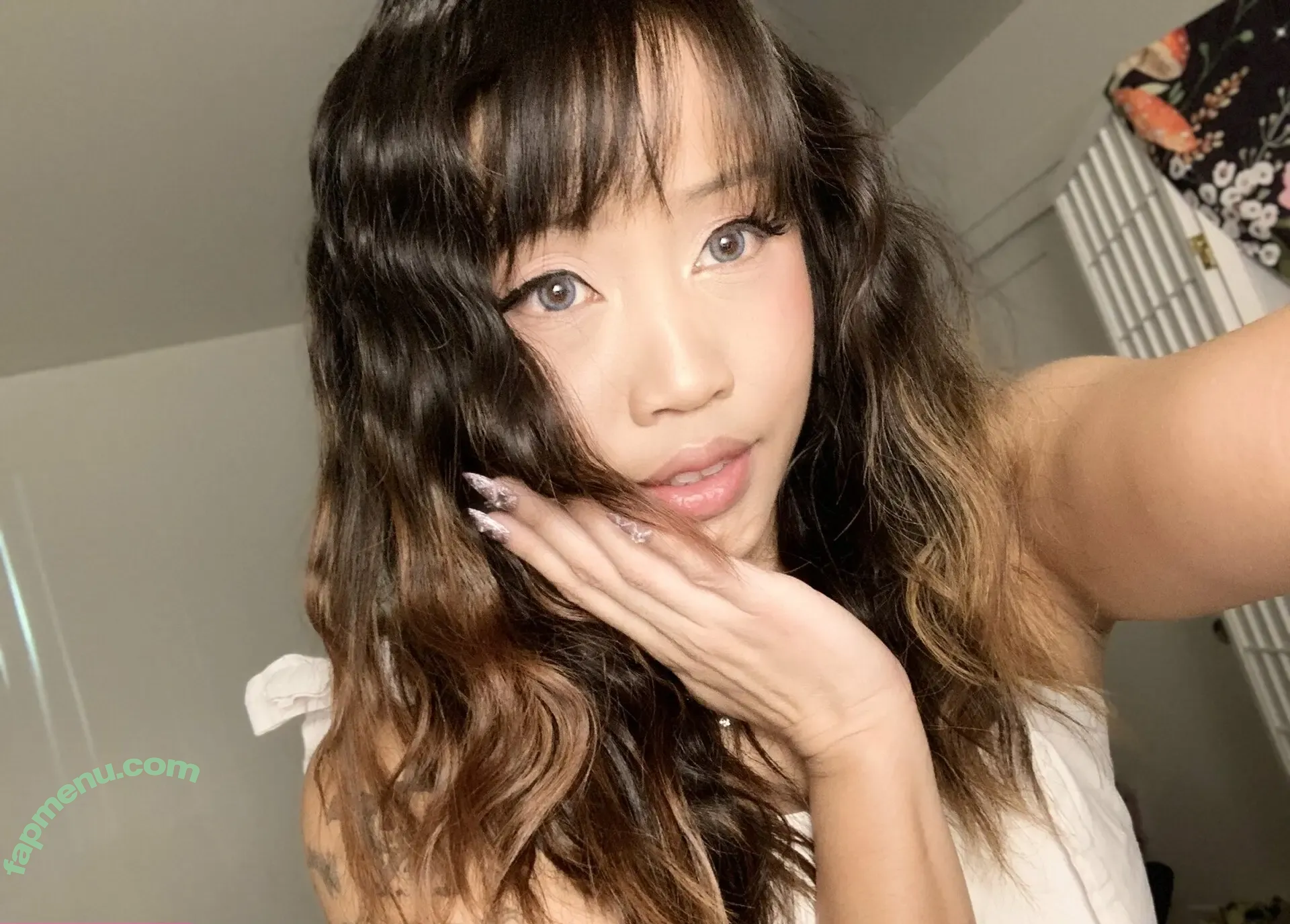 So.ko nude photo #0070 (vpusoko)