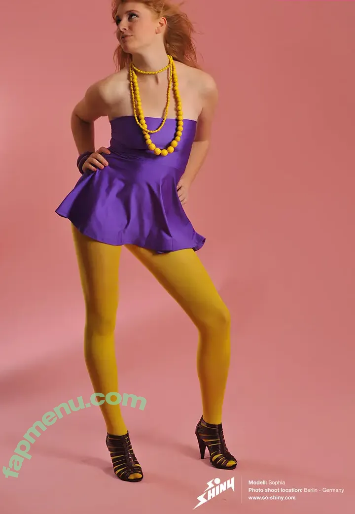 So-Shiny.com nude photo #0148 (So-Shiny.com)