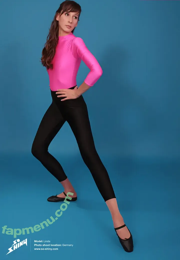 So-Shiny.com nude photo #0178 (So-Shiny.com)