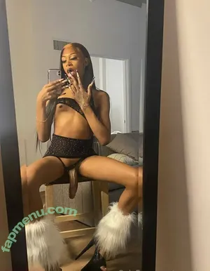  nude photo #0005