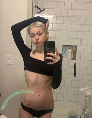  nude photo #0005