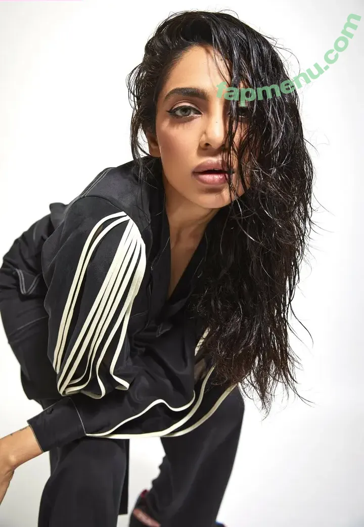 Sobhita Dhulipala nude photo #0030 (sobhitad)