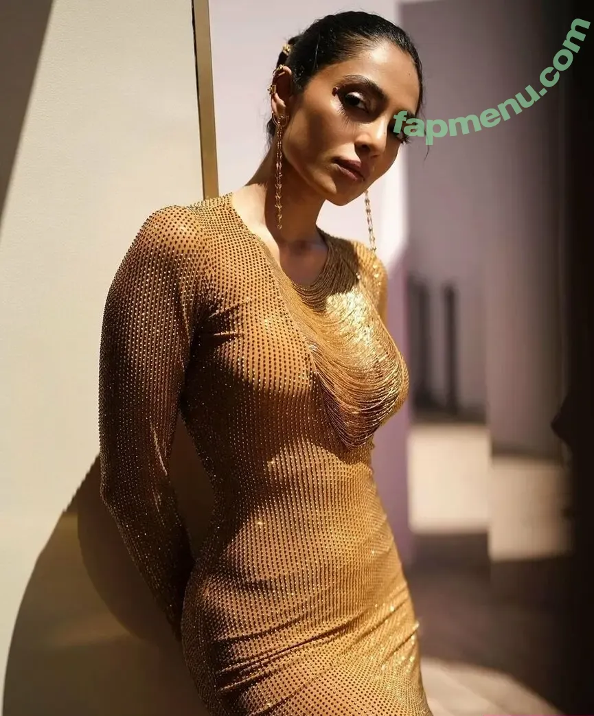 Sobhita Dhulipala nude photo #0086 (sobhitaD)