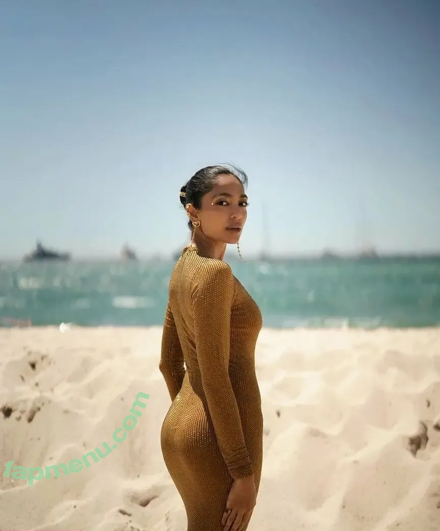 Sobhita Dhulipala nude photo #0092 (sobhitaD)