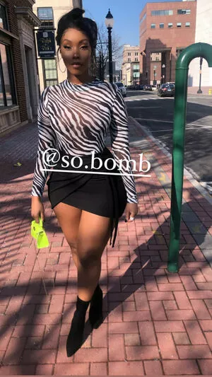 SoBomb / s00.bomb nude photo #0072