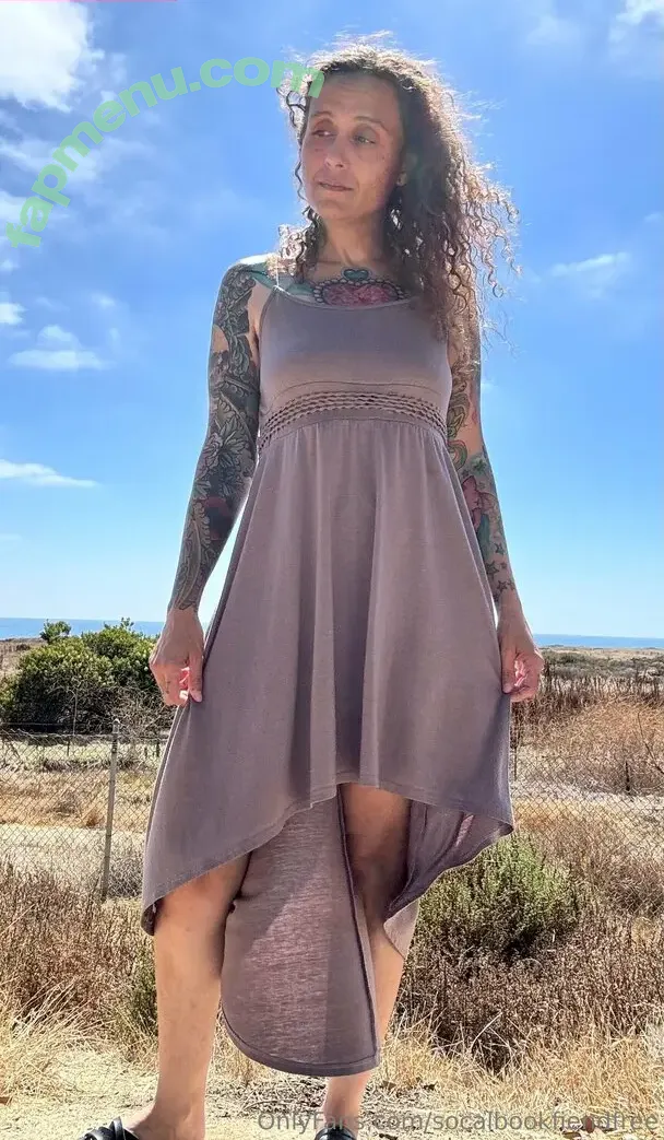 socalbookfiend nude photo #0001 (socalbookfiend)