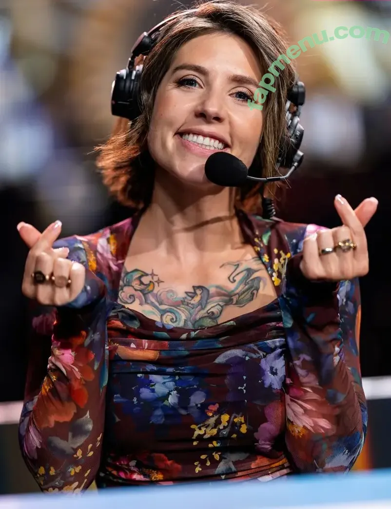 Soe Gschwind nude photo #0312 (soe.gschwind)