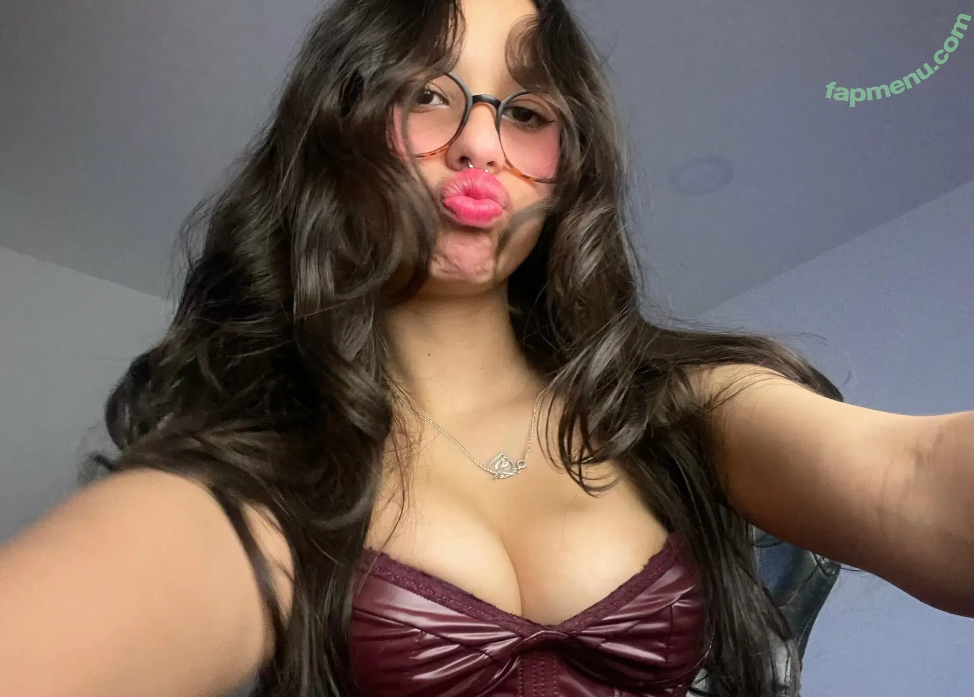 sofi_littlebones nude photo #0014 (sofi_littlebones)
