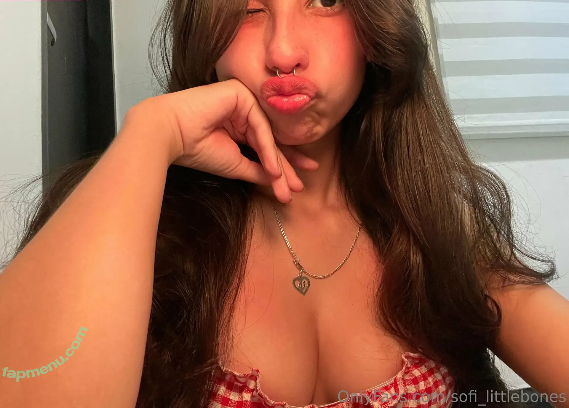 sofi_littlebones nude photo #0027 (sofi_littlebones)