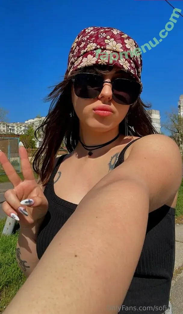 sofi_wis nude photo #0017 (sofi_wis)