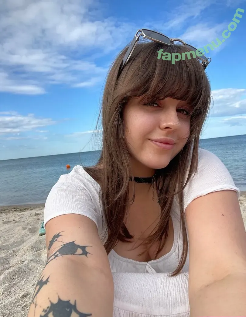 sofi_wis nude photo #0030 (sofi_wis)