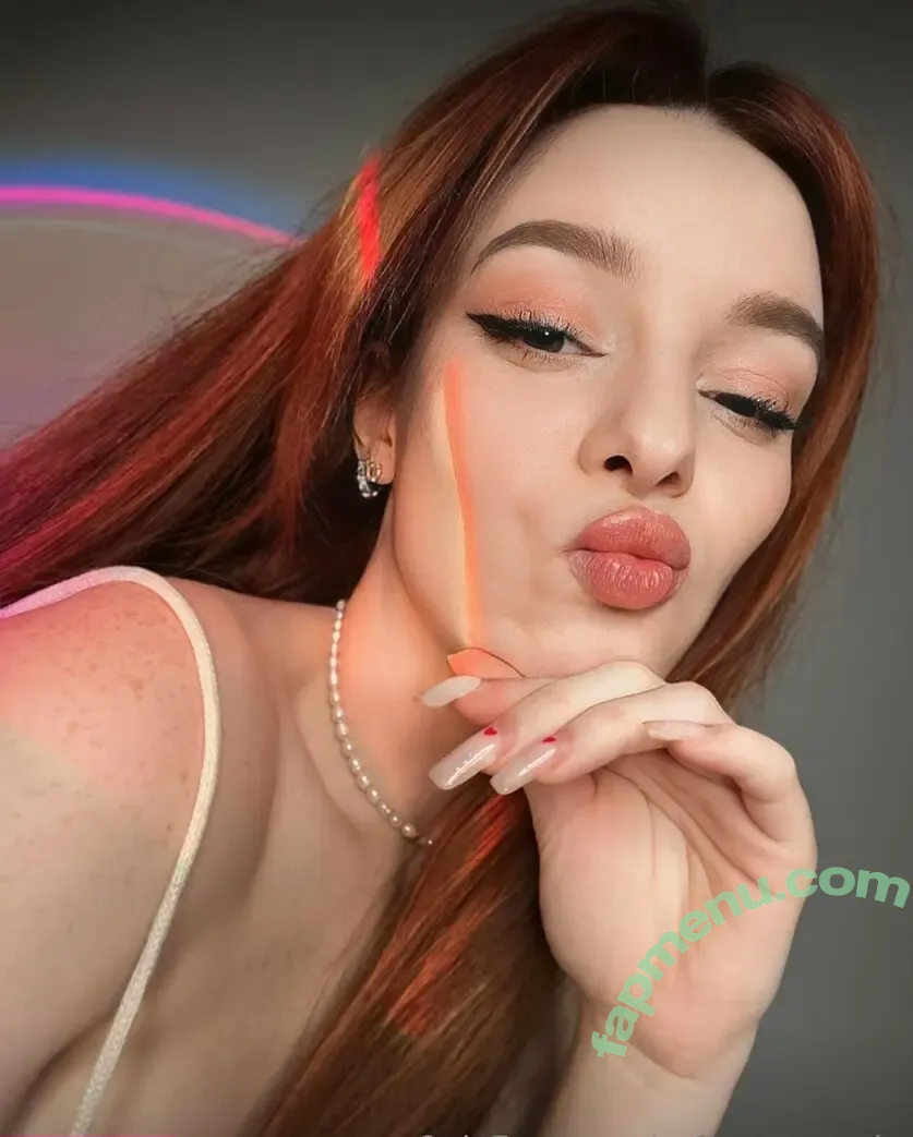 sofia_foxy_vip nude photo #0056 (sofia_foxyy)