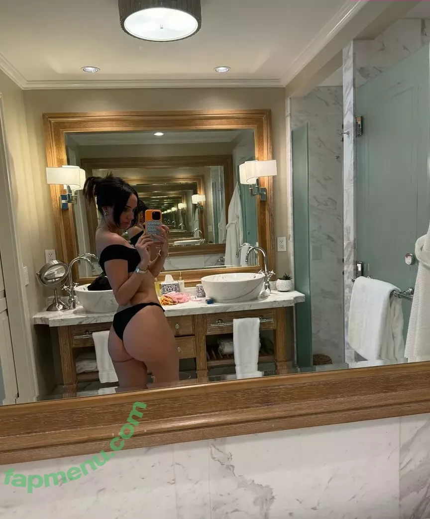 Sofia Franklyn nude photo #0040 (Sandra Martinellie / Sofia with an F / franklinsofia / sofiafranklyn)