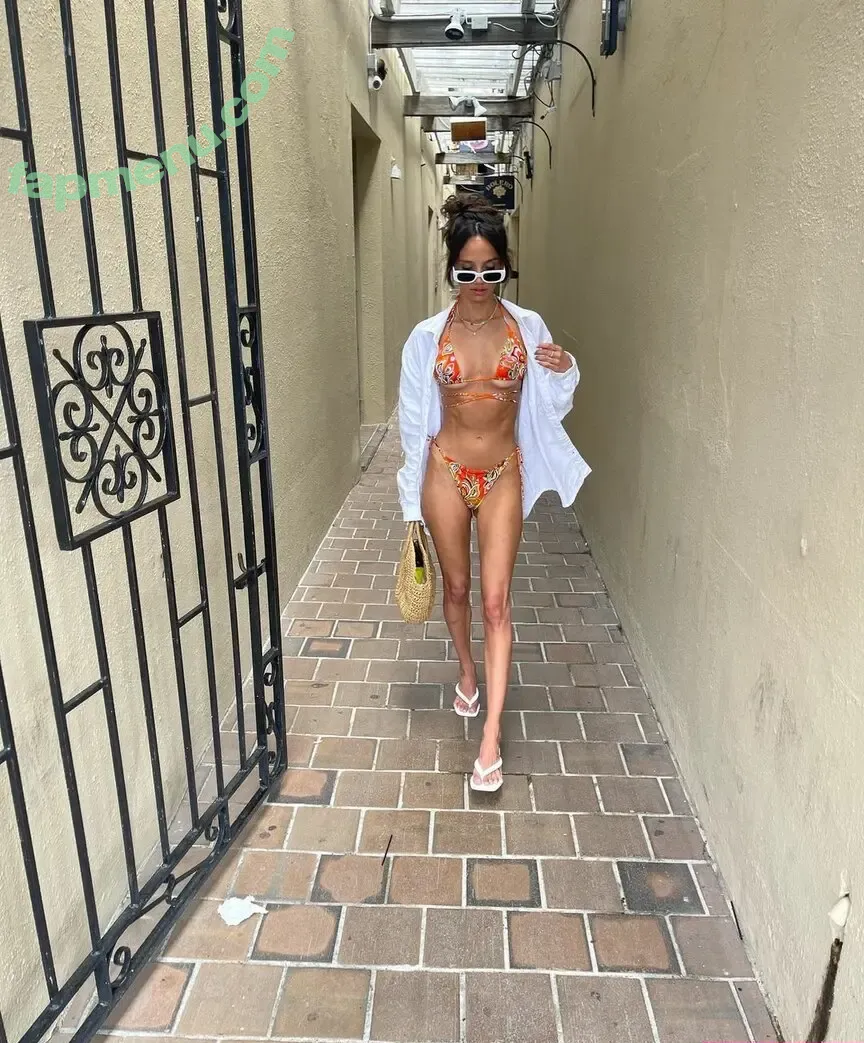 Sofia Franklyn nude photo #0152 (Sandra Martinellie / Sofia with an F / franklinsofia / sofiafranklyn)