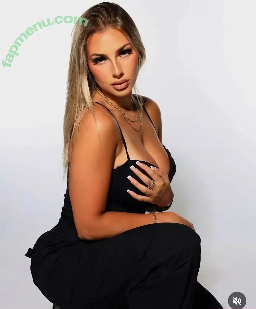 Sofia Iaderosa nude photo #0005 (sofia.iaderosa17)