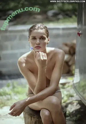  nude photo #0004