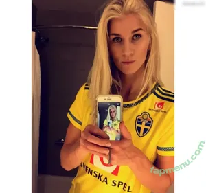 Sofia Jakobsson / sofiajakobsson nude photo #0001