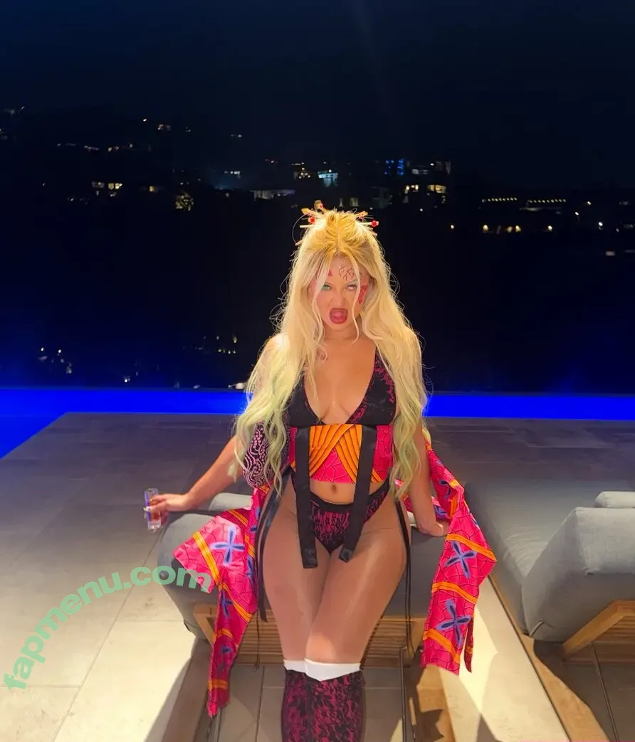 Sofia Jamora nude photo #0335 (sofiajamora)