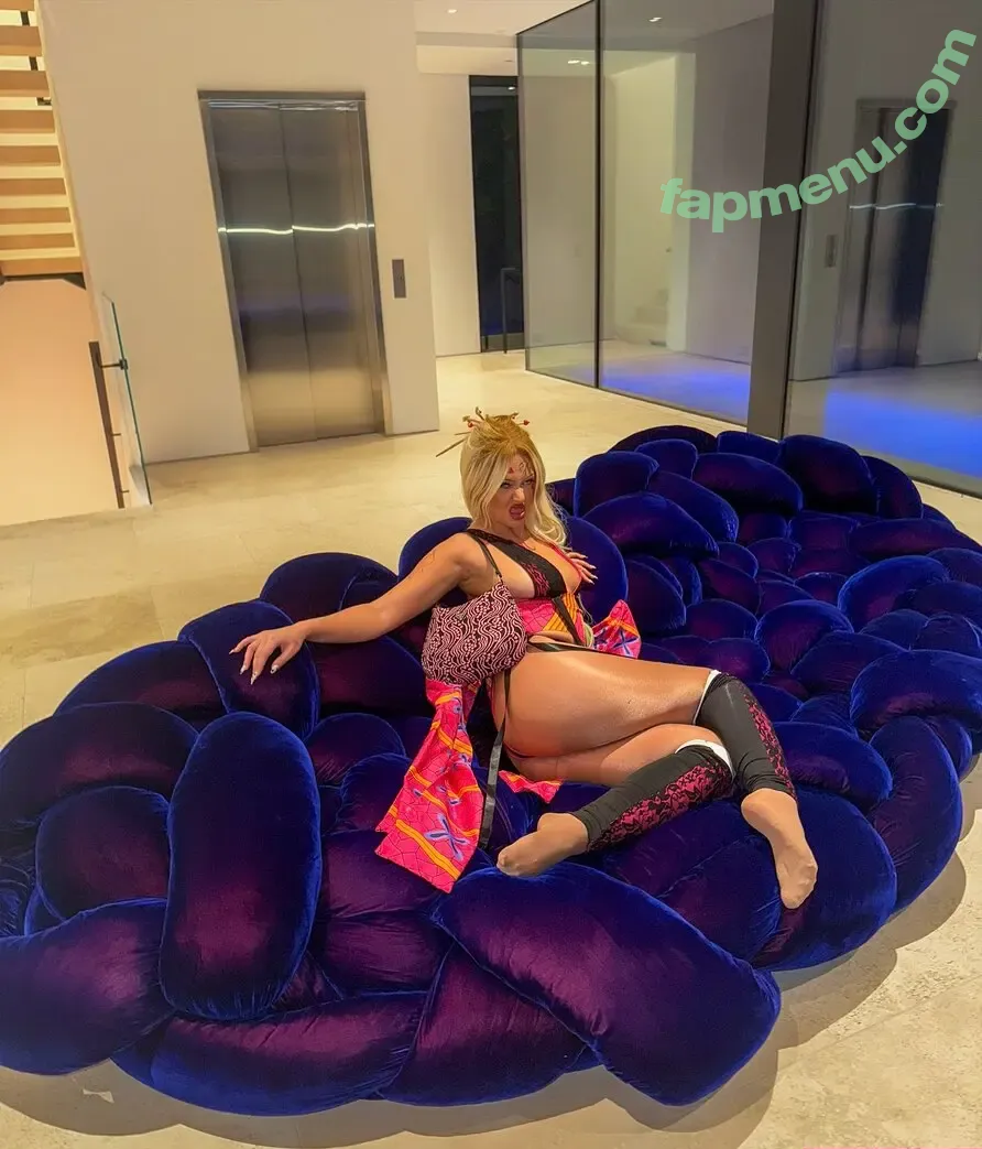 Sofia Jamora nude photo #0341 (sofiajamora)