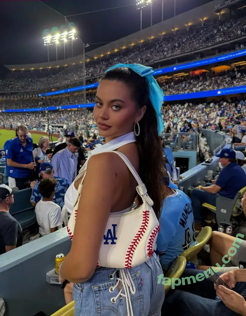 Sofia Jamora nude photo #0354 (sofiajamora)