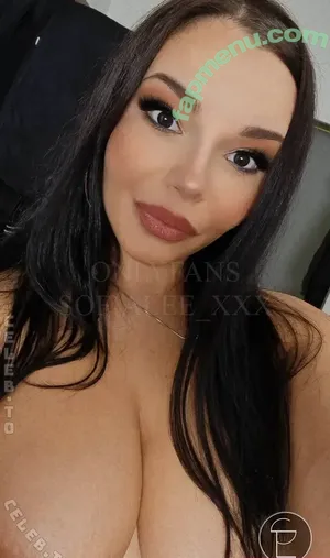 Sofia Lee / SofiaLee_XXX / sofia.lee_official nude photo #0429