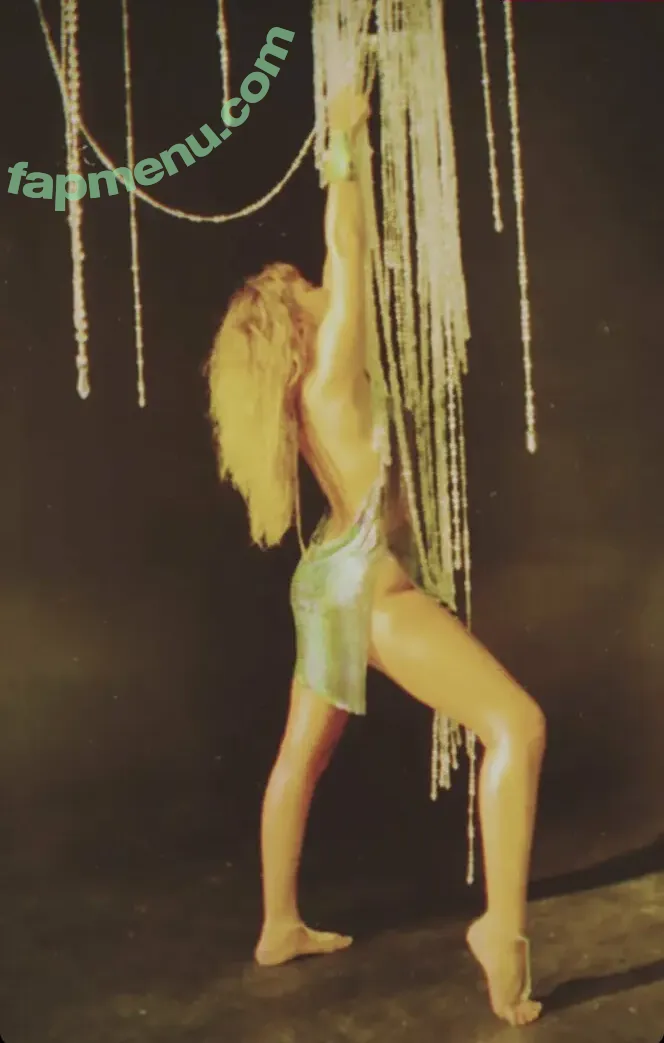 Sofia Reyes nude photo #0017 (sofiareyes)