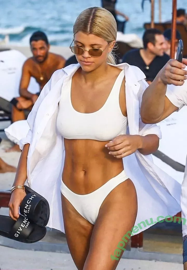 Sofia Richie nude photo #0057 (sofiarichie)