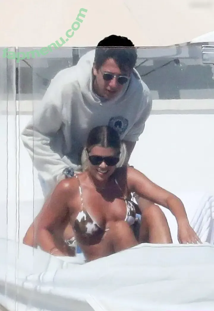 Sofia Richie nude photo #0596 (sofiarichie)