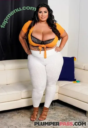 Sofia Rose / bbwsofiarose / sofiaroselive / sofiarosexox nude photo #0289