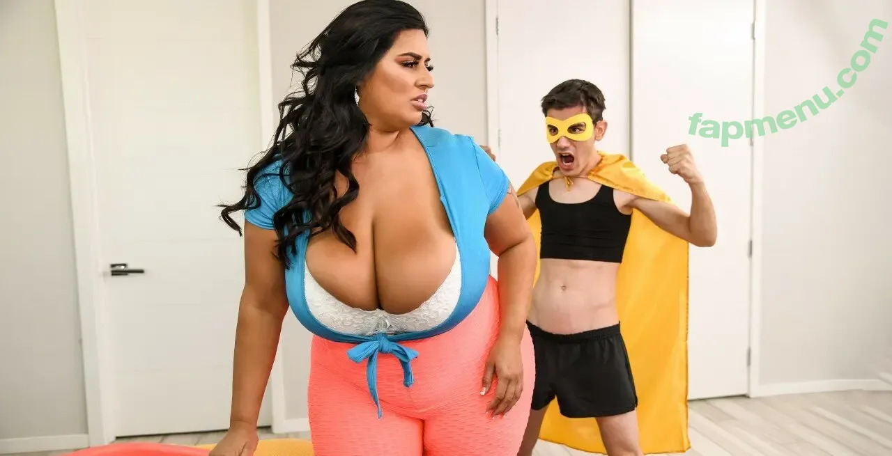 Sofia Rose nude photo #0024 (bbwsofiarose / sofiarose / sofiaroselive / sofiarosexox)