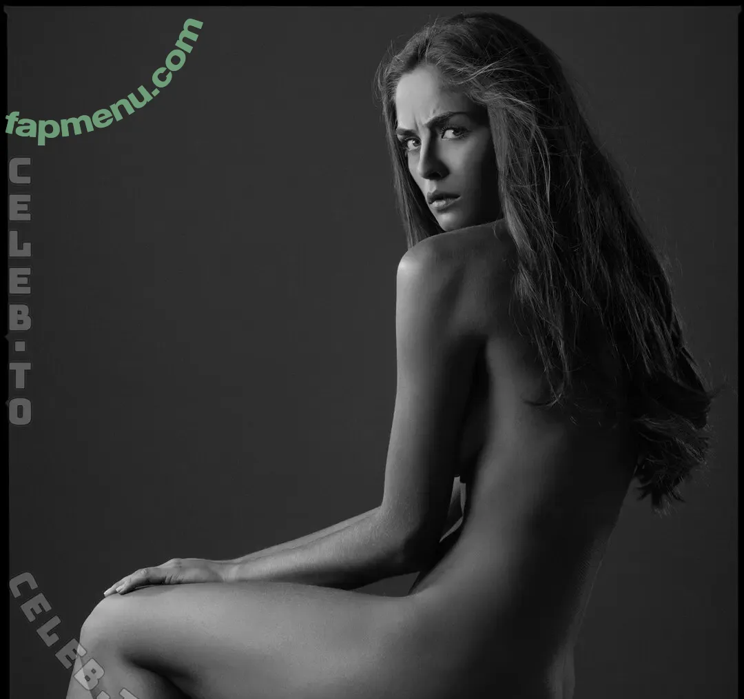 Sofia Tsakiridou nude photo #0014 (iam.sofiatsakiridou / iam_sofiatsak / matiamubysofia)