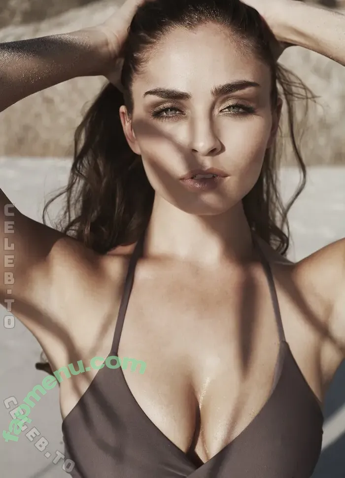 Sofia Tsakiridou nude photo #0020 (iam.sofiatsakiridou / iam_sofiatsak / matiamubysofia)