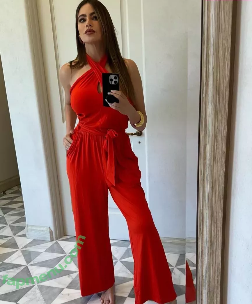 Sofia Vergara nude photo #1114 (sofiavergara / vergarasofia)