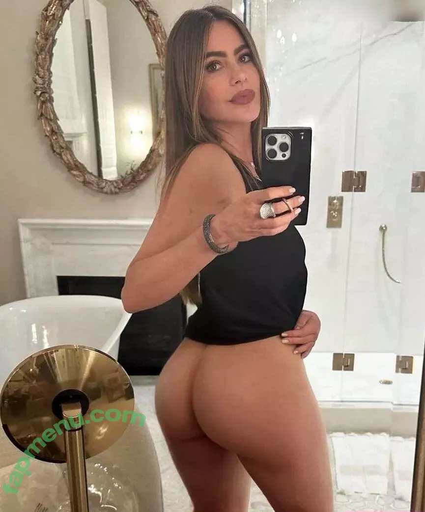 Sofia Vergara nude photo #1201 (sofiavergara)
