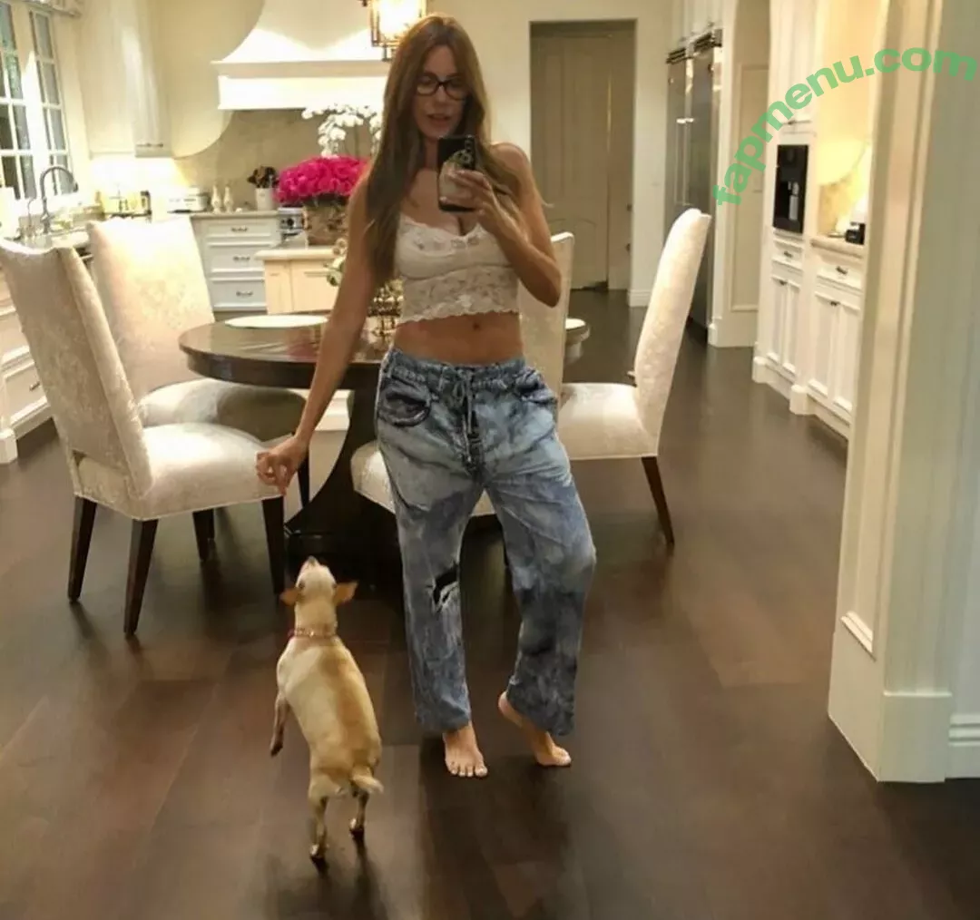 Sofia Vergara nude photo #1367 (sofiavergara)