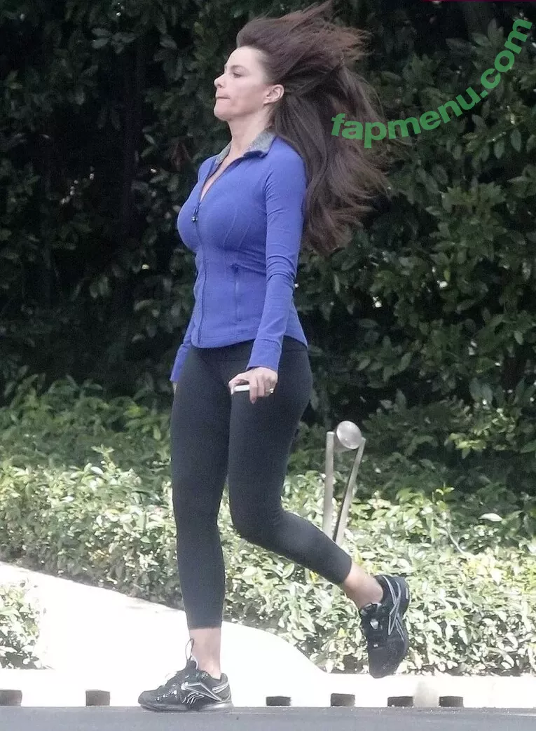 Sofia Vergara nude photo #1504 (sofiavergara)