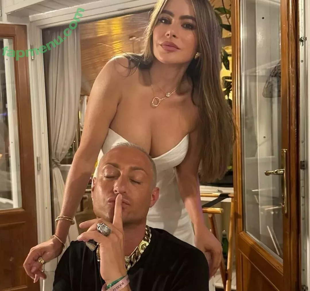 Sofia Vergara nude photo #1815 (sofiavergara)